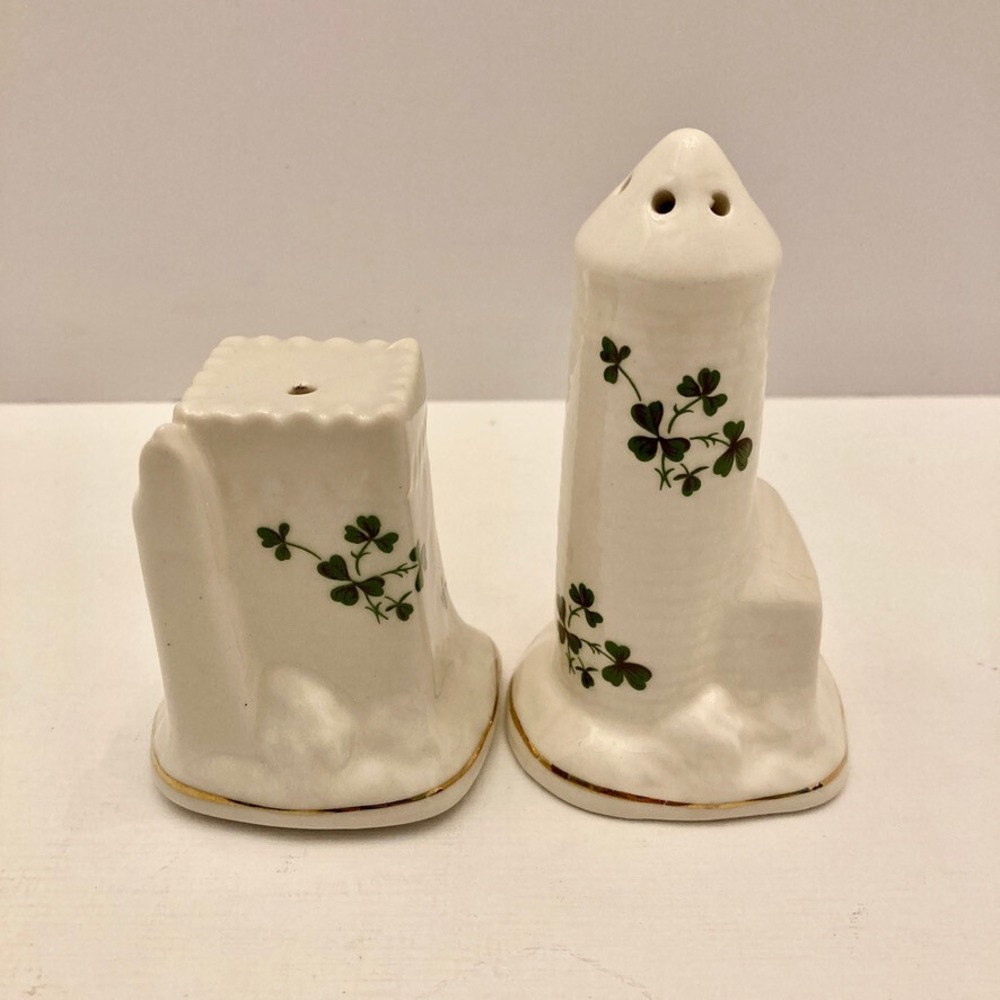 Carrigaline Carrigdhoun Pottery Castle Salt & Pepper Shakers Ireland Vintage